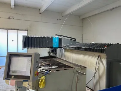2010 FLOW MACH 3 Waterjet Cutters | GM Hydraulics Inc. (7)