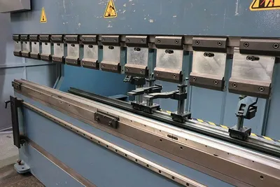 2014 DURMA ADR 30175 Press Brakes | GM Hydraulics Inc. (3)