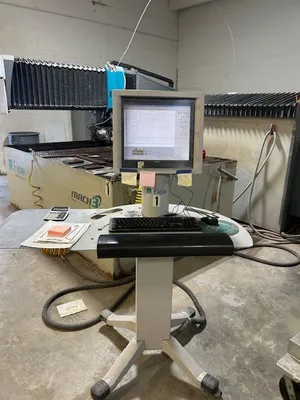 2010 FLOW MACH 3 Waterjet Cutters | GM Hydraulics Inc. (6)
